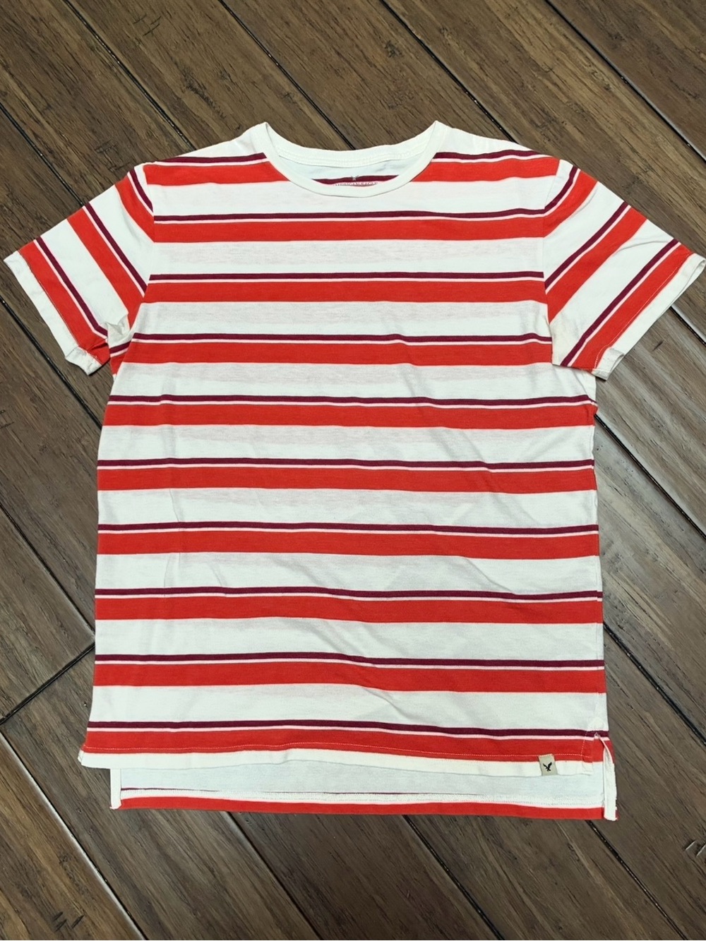 Men’s American Eagle Red & White Striped Short Sleeve T-Shirt